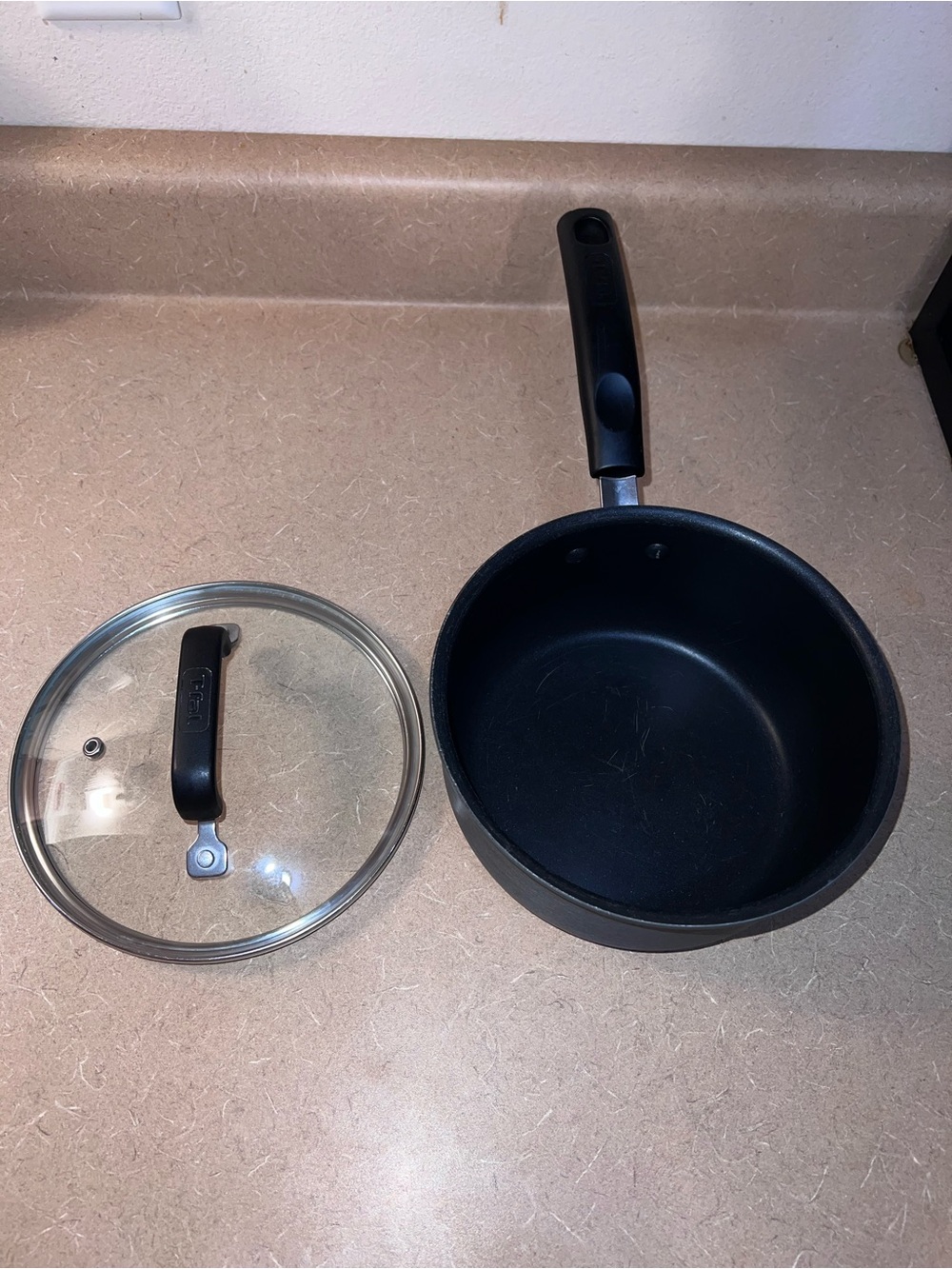 2 Quart Saucepan with Glass Lid - T-FAL